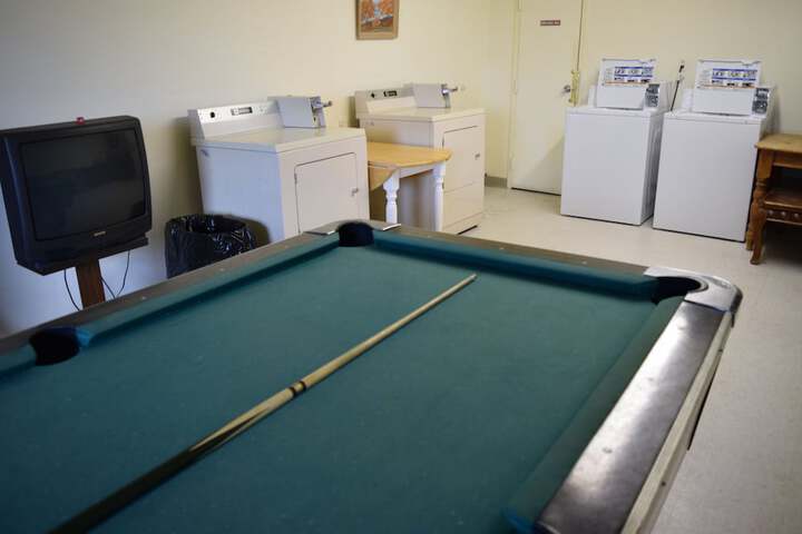 Travelers Inn & Suites