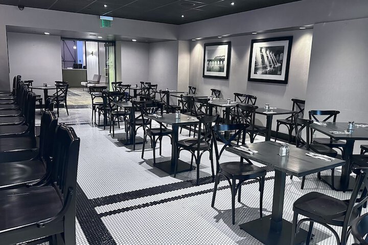 DoubleTree by Hilton Newark Penn Station
