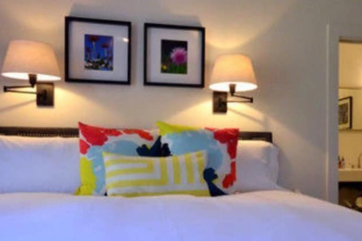 Room 92 of 353