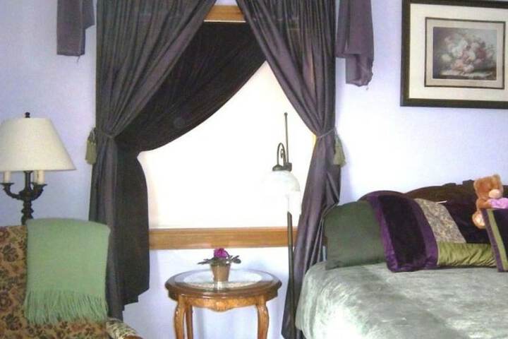 Room 28 of 56