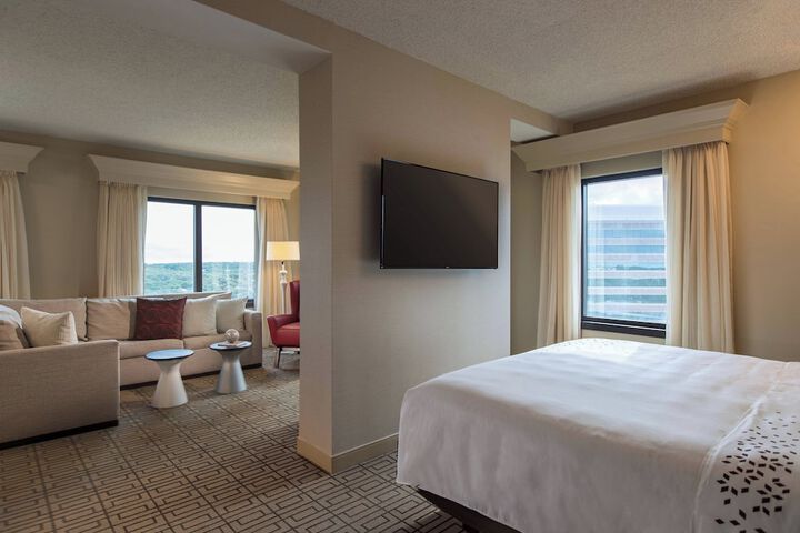 Room 40 of 161
