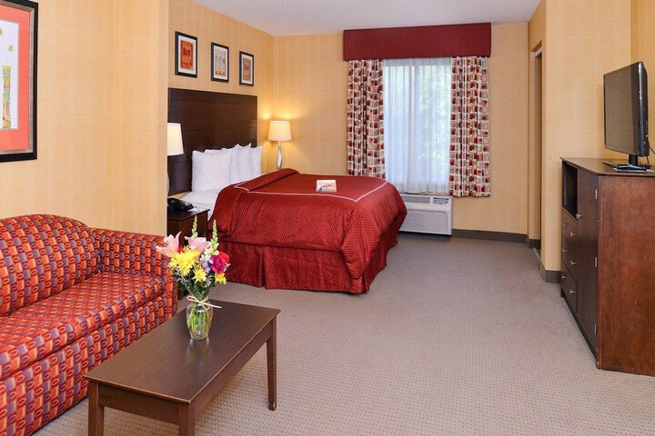 Room 23 of 40