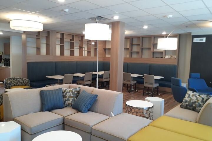 Microtel Inn & Suites by Wyndham Woodland Park