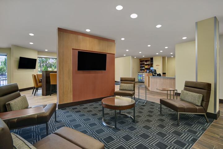 Hotel Interior 13 of 39