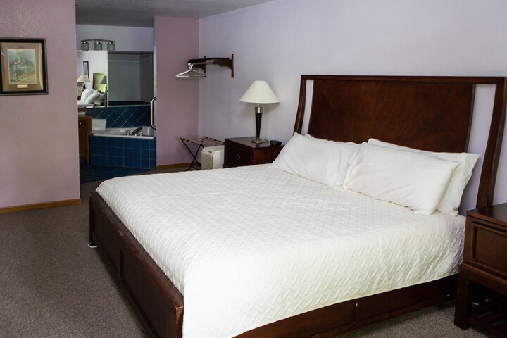 Room 18 of 119