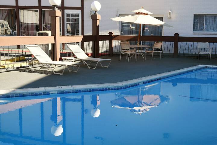 Pool 5 of 34