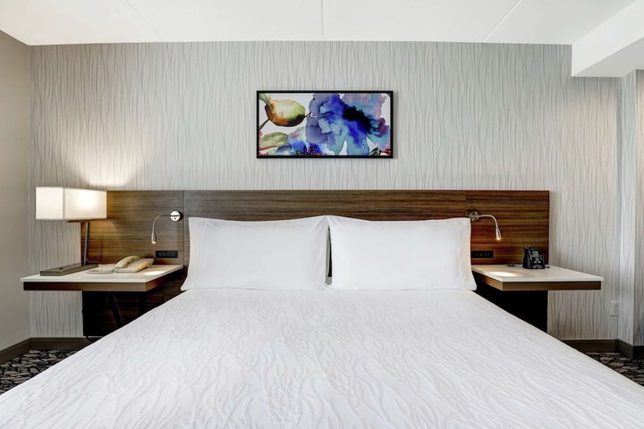 Room 20 of 48