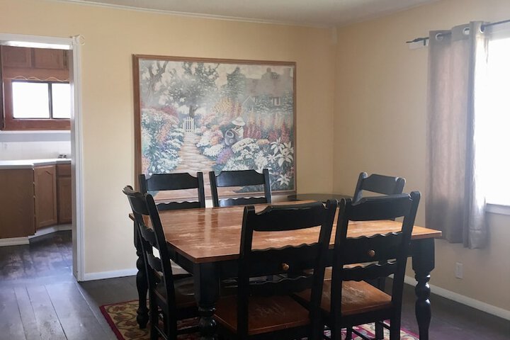 Room 119 of 187