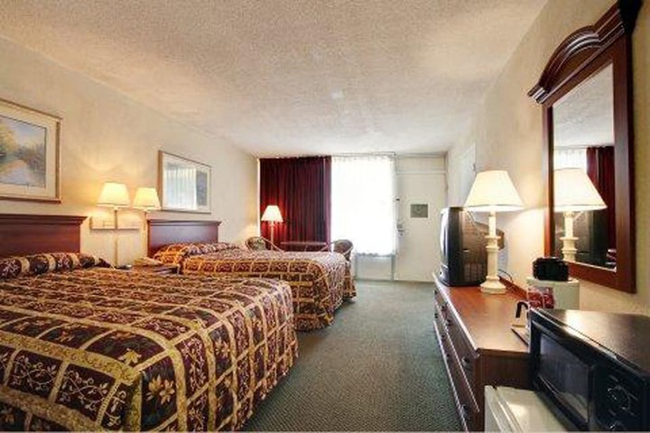 Room 37 of 43