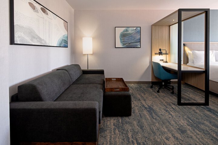 Room 18 of 35