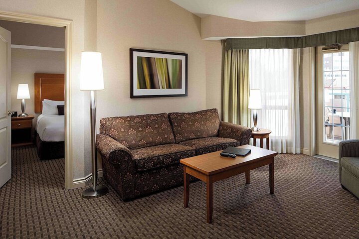 Room 57 of 158