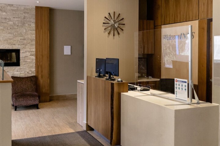 Hotel Interior 9 of 44