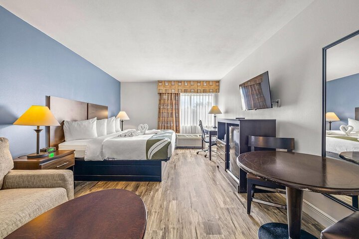 Quality Inn & Suites Tampa near Fairgrounds and Casino