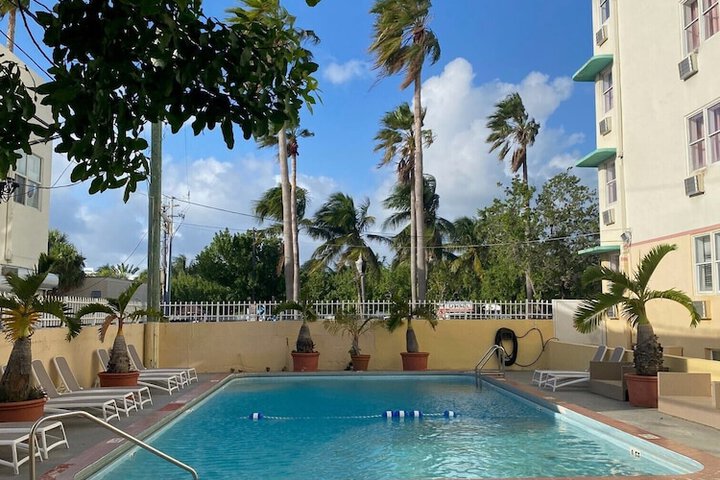 Pool 4 of 29