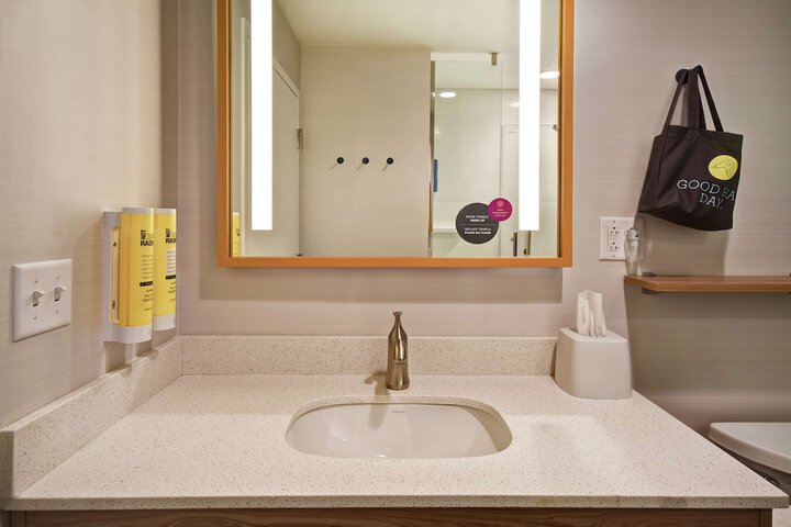 Tru by Hilton Smyrna Nashville