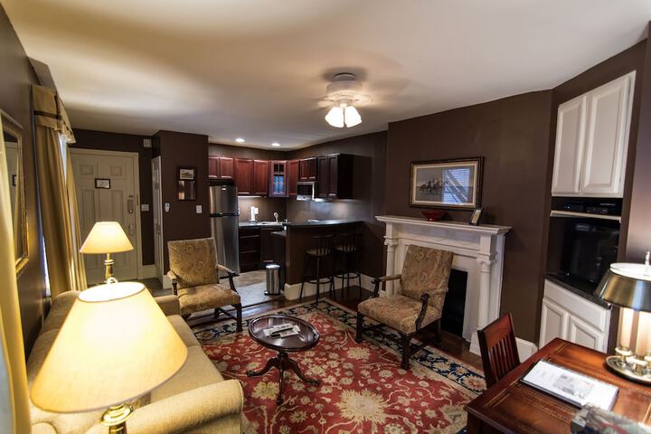 Room 43 of 72