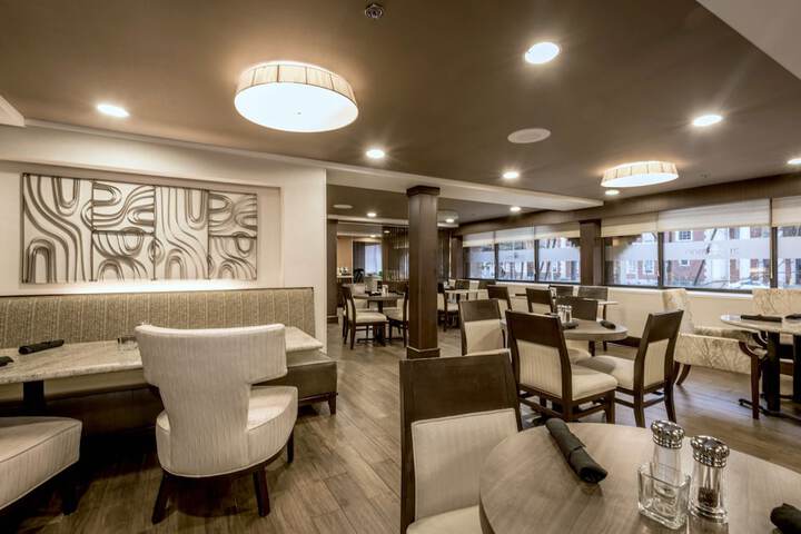 Doubletree by Hilton Hotel Montgomery Downtown