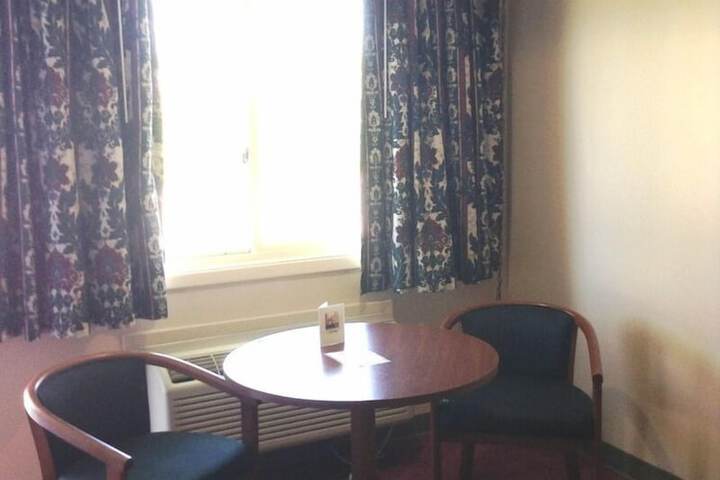 Room 14 of 22