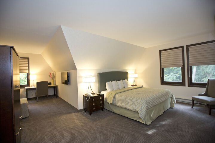Room 14 of 49
