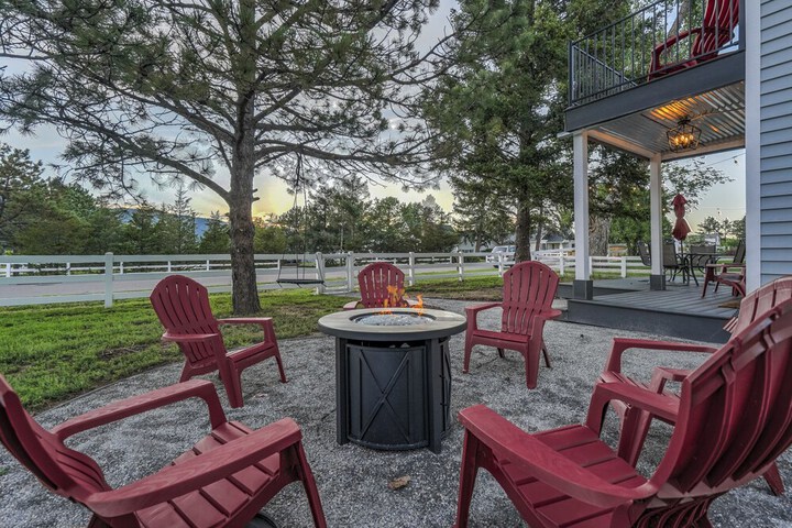 Bluebird Inn