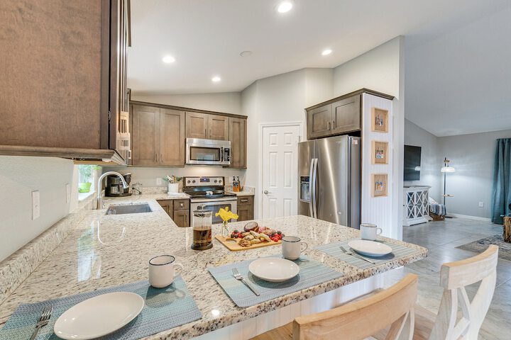 Englewood Vacation Rental w / Private Heated Pool!