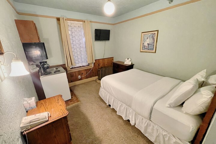 Room 63 of 92