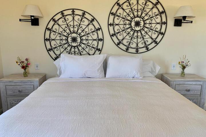 Annies Place Bed & Breakfast