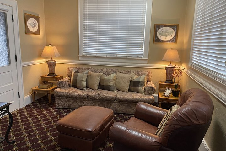 Room 23 of 27