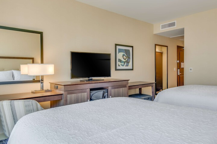 Room 40 of 67