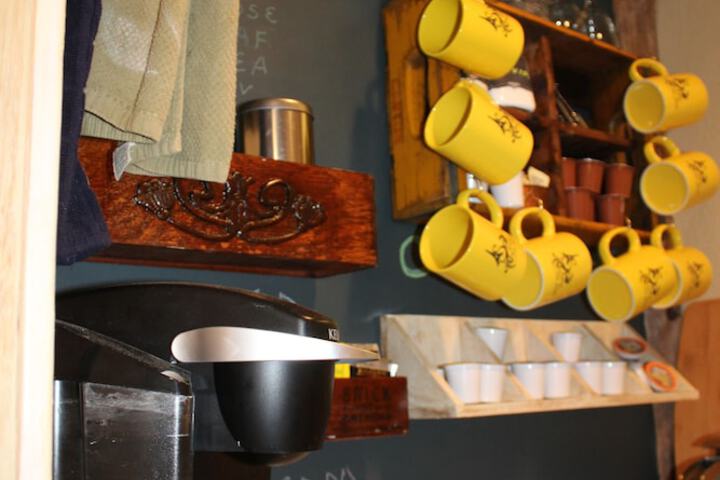 Breakfast/Coffee Service 35 of 41
