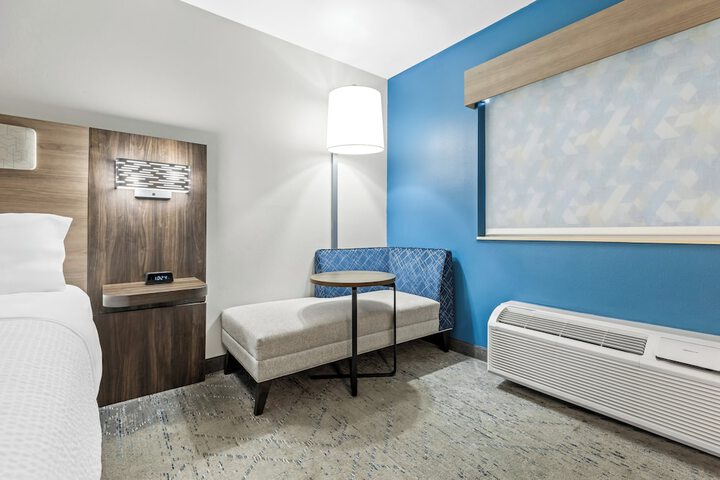 Holiday Inn Express Hotel & Suites FLORENCE NORTHEAST by IHG
