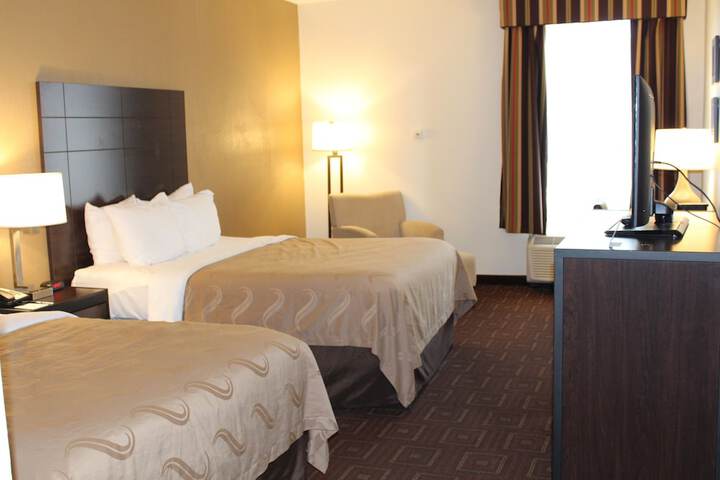 Room 34 of 37