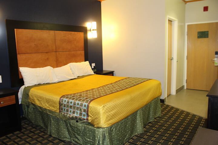 Room 16 of 17