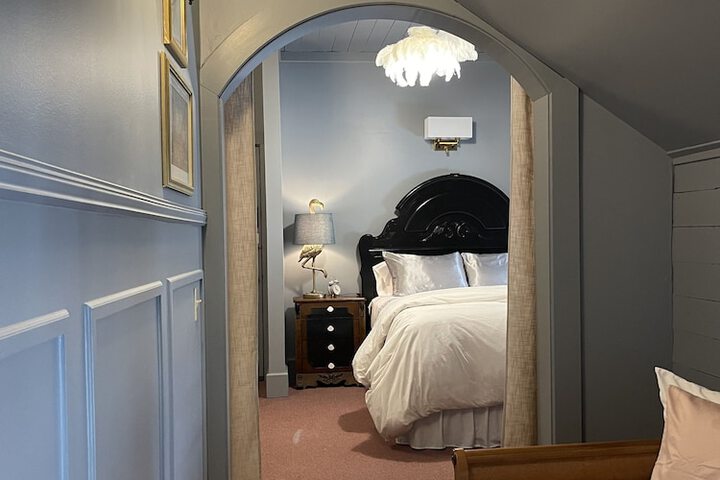 Room 6 of 39