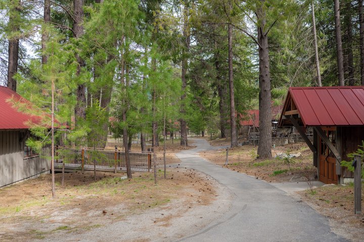 Sleeping Lady Mountain Resort & Spa