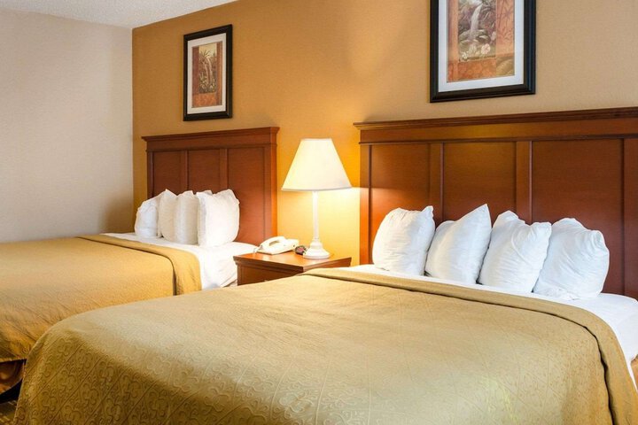 Room 16 of 25