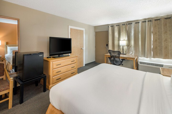 Room 55 of 86