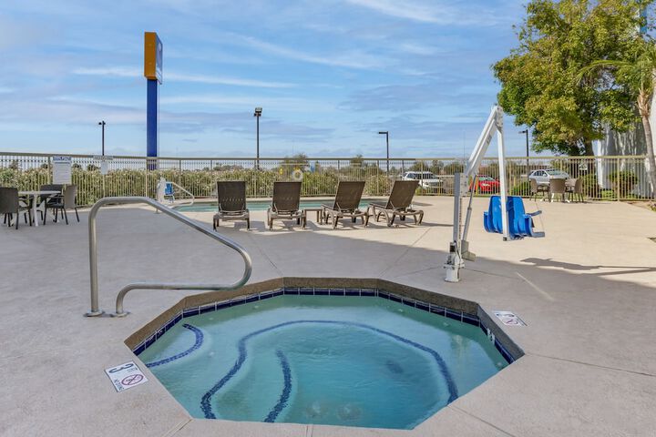 Pool 5 of 41