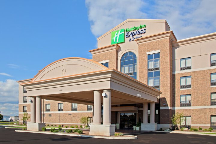 Hotel 2 of 25