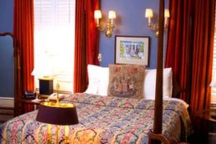 1842 Inn
