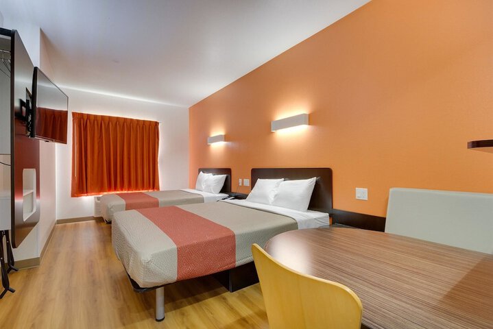 Motel 6 Tulsa OK