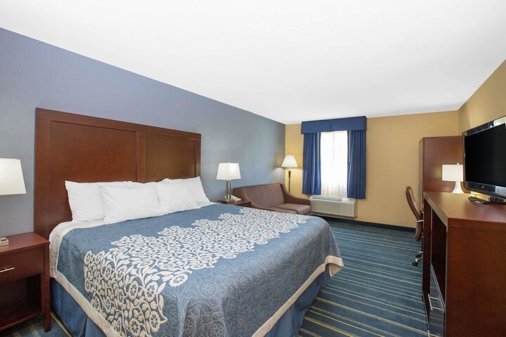 Room 47 of 60