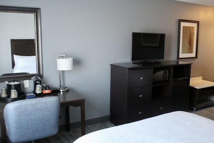Room 30 of 50