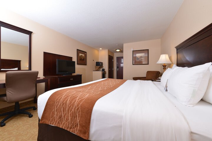 Room 10 of 28