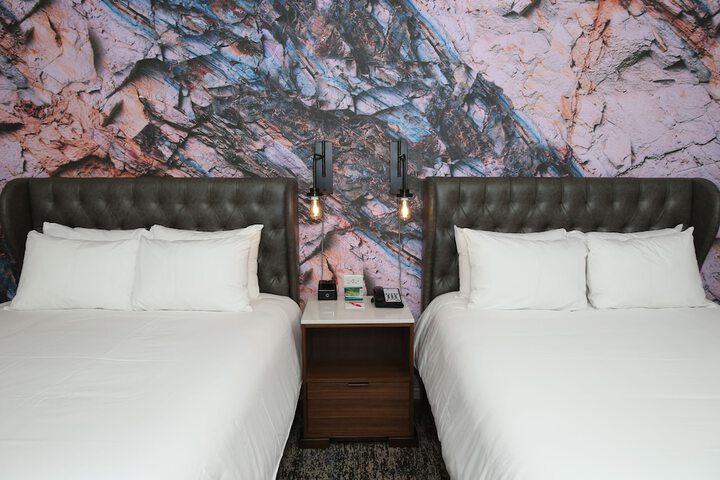 Room 26 of 91