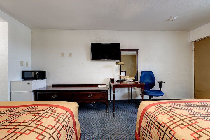 Room 49 of 75