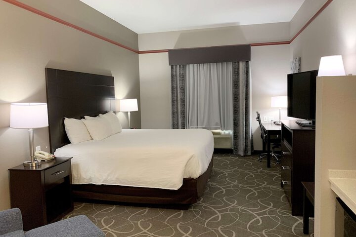 Room 13 of 25