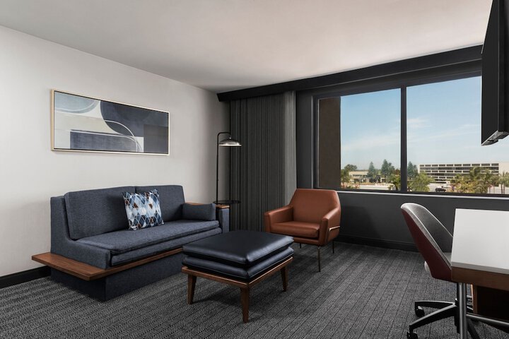 Room 16 of 24