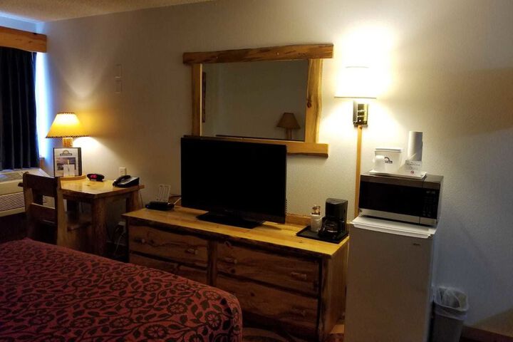 Room 17 of 39