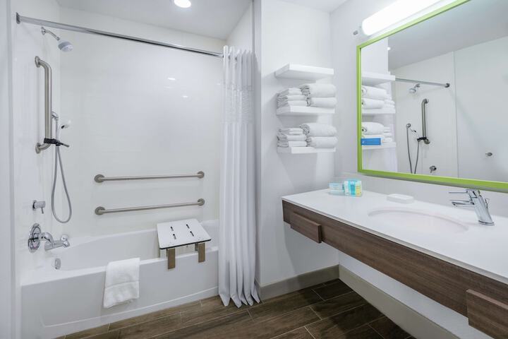 Hampton Inn & Suites by Hilton Portland Corpus Christi